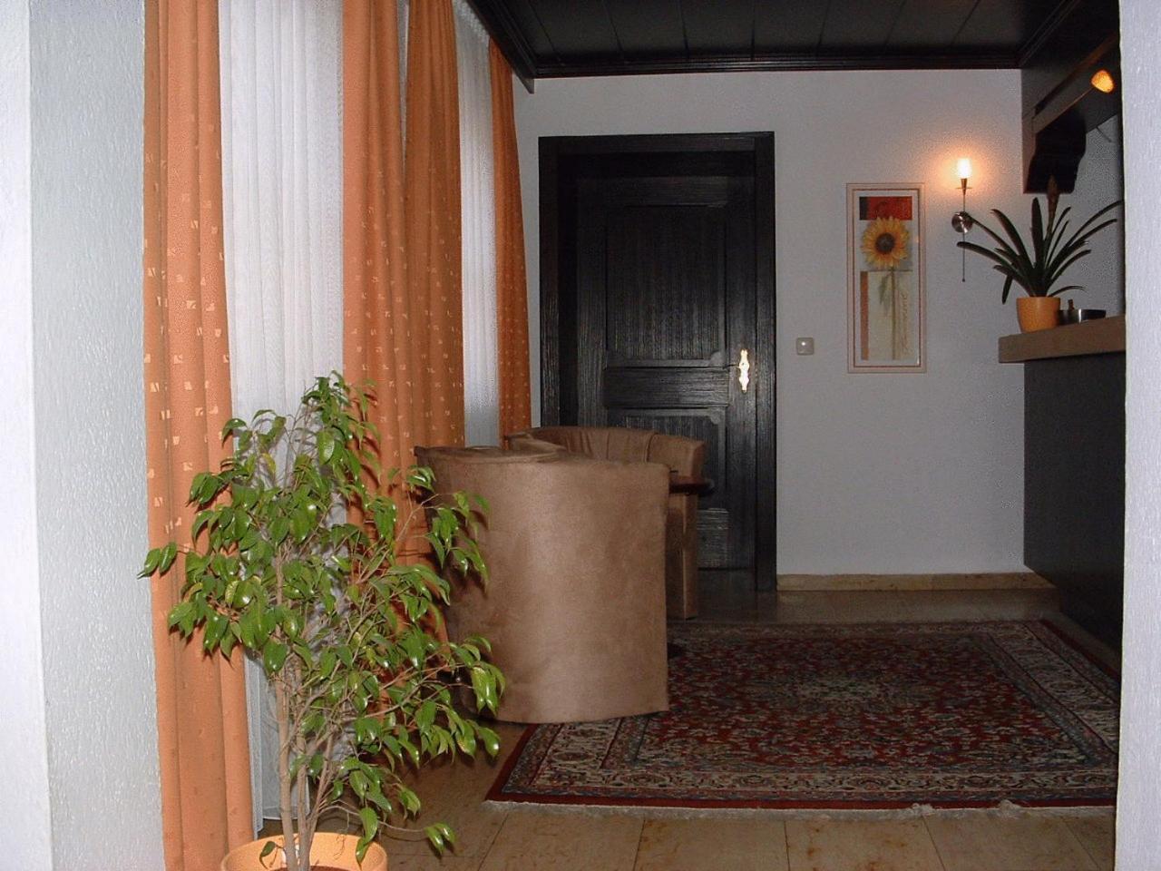 Altstadthotel Schex อัลเทิตทิง ภายนอก รูปภาพ
